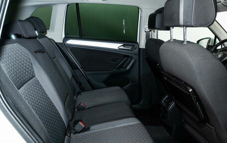 Volkswagen Tiguan II, 2017 год, 2 598 000 рублей, 8 фотография