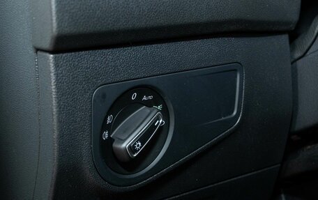 Volkswagen Tiguan II, 2017 год, 2 598 000 рублей, 16 фотография