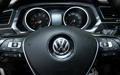 Volkswagen Tiguan II, 2017 год, 2 598 000 рублей, 9 фотография