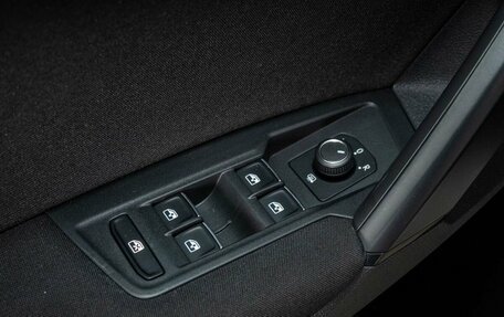 Volkswagen Tiguan II, 2017 год, 2 598 000 рублей, 15 фотография