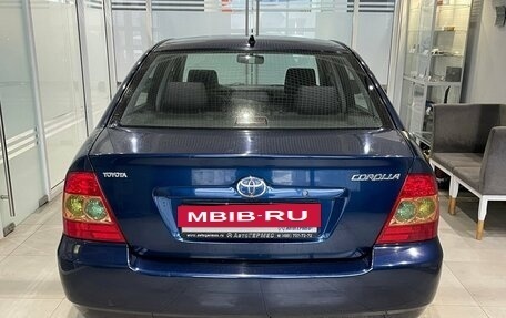 Toyota Corolla, 2005 год, 685 000 рублей, 3 фотография