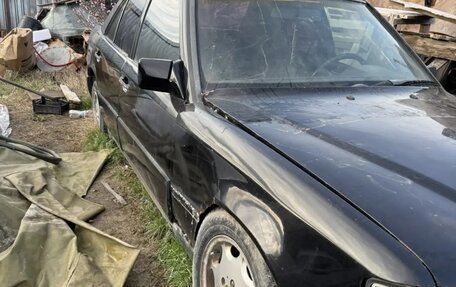 Mercedes-Benz E-Класс, 1992 год, 150 000 рублей, 4 фотография