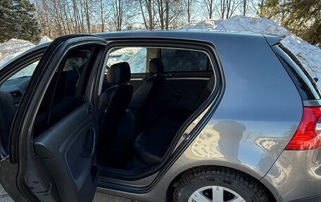 Volkswagen Golf V, 2004 год, 630 000 рублей, 8 фотография