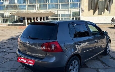 Volkswagen Golf V, 2004 год, 630 000 рублей, 4 фотография