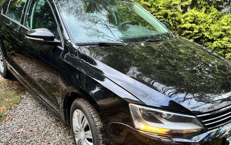 Volkswagen Jetta VI, 2012 год, 950 000 рублей, 3 фотография