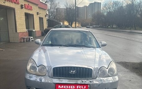 Hyundai Sonata IV рестайлинг, 2005 год, 300 000 рублей, 1 фотография