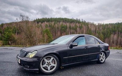 Mercedes-Benz C-Класс, 2004 год, 600 000 рублей, 1 фотография