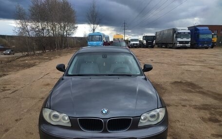 BMW 1 серия, 2005 год, 720 000 рублей, 1 фотография
