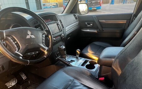 Mitsubishi Pajero IV, 2012 год, 2 000 000 рублей, 12 фотография