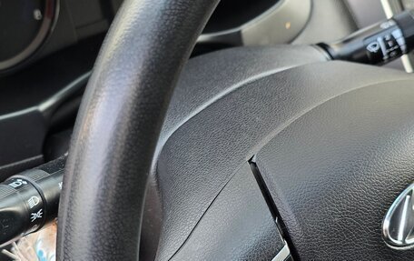 Hyundai Solaris II рестайлинг, 2013 год, 1 100 000 рублей, 20 фотография