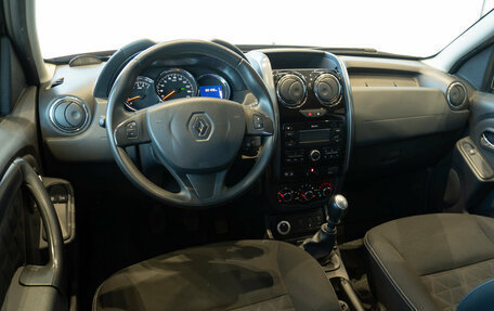 Renault Duster I рестайлинг, 2017 год, 1 390 000 рублей, 9 фотография