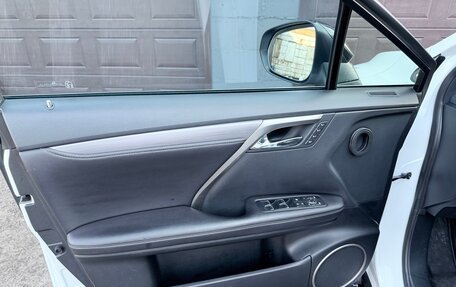 Lexus RX IV рестайлинг, 2016 год, 3 450 000 рублей, 12 фотография