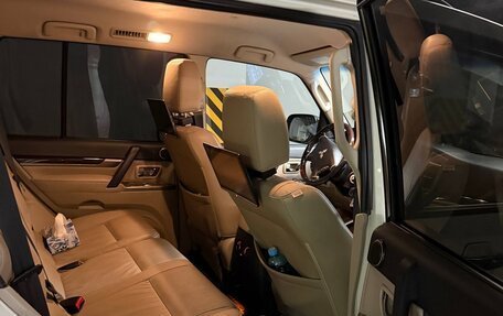 Mitsubishi Pajero IV, 2020 год, 3 600 000 рублей, 11 фотография