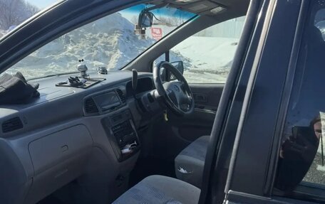 Nissan Liberty, 2001 год, 340 000 рублей, 6 фотография