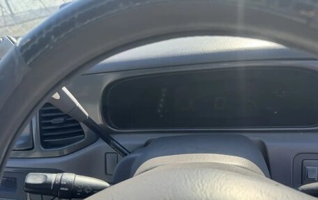 Nissan Liberty, 2001 год, 340 000 рублей, 8 фотография