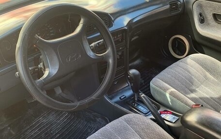 Hyundai Sonata III рестайлинг, 1996 год, 198 000 рублей, 4 фотография