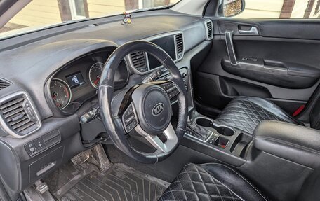 KIA Sportage IV рестайлинг, 2021 год, 2 690 000 рублей, 8 фотография