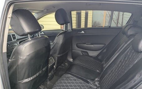 KIA Sportage IV рестайлинг, 2021 год, 2 690 000 рублей, 9 фотография