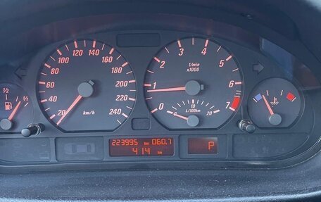 BMW 3 серия, 2004 год, 1 500 000 рублей, 10 фотография