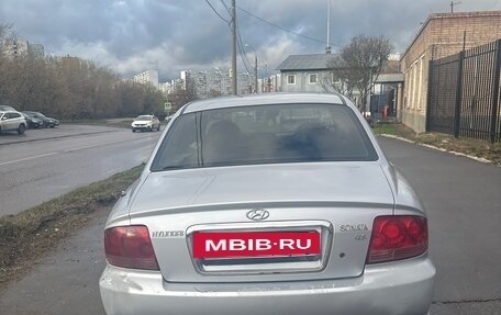 Hyundai Sonata IV рестайлинг, 2005 год, 300 000 рублей, 2 фотография