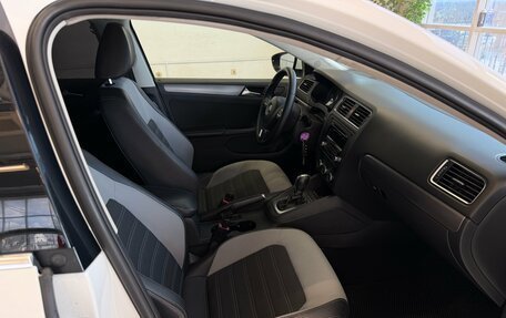 Volkswagen Jetta VI, 2012 год, 1 129 000 рублей, 9 фотография