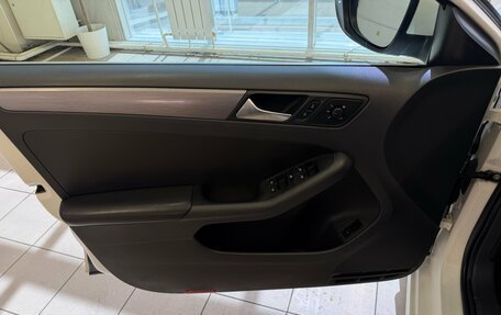 Volkswagen Jetta VI, 2012 год, 1 129 000 рублей, 14 фотография