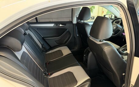 Volkswagen Jetta VI, 2012 год, 1 129 000 рублей, 10 фотография