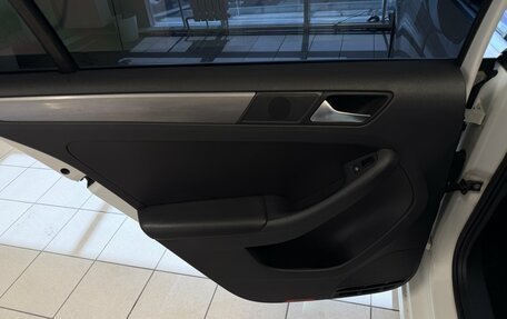 Volkswagen Jetta VI, 2012 год, 1 129 000 рублей, 15 фотография