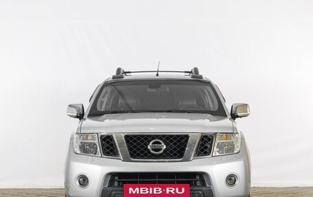 Nissan Navara (Frontier), 2011 год, 1 699 000 рублей, 2 фотография