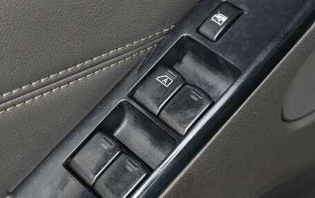 Nissan Navara (Frontier), 2011 год, 1 699 000 рублей, 21 фотография