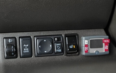 Nissan Navara (Frontier), 2011 год, 1 699 000 рублей, 20 фотография