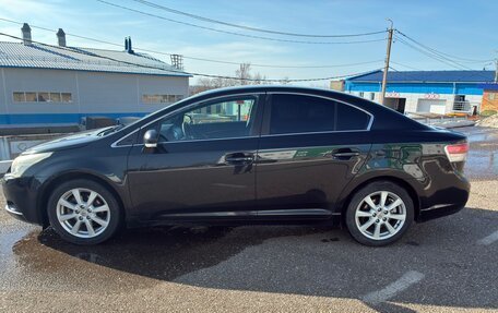 Toyota Avensis III рестайлинг, 2011 год, 950 000 рублей, 1 фотография