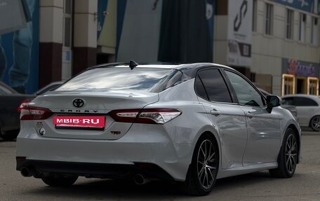 Toyota Camry, 2021 год, 2 450 000 рублей, 6 фотография