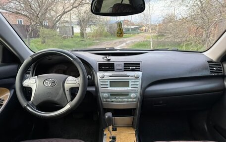 Toyota Camry, 2007 год, 1 150 000 рублей, 11 фотография