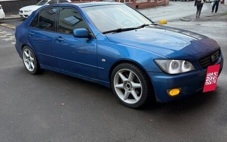 Lexus IS II рестайлинг 2, 1999 год, 580 000 рублей, 3 фотография