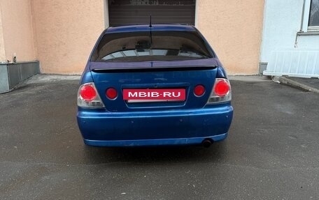 Lexus IS II рестайлинг 2, 1999 год, 580 000 рублей, 10 фотография