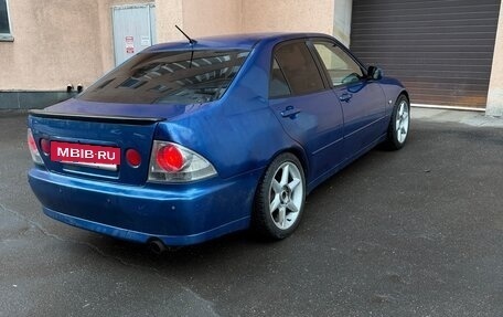 Lexus IS II рестайлинг 2, 1999 год, 580 000 рублей, 11 фотография