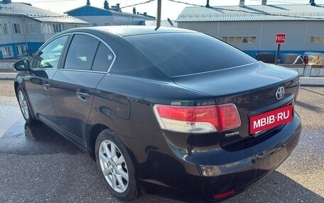 Toyota Avensis III рестайлинг, 2011 год, 950 000 рублей, 4 фотография