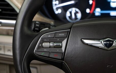 Genesis G90 I рестайлинг, 2016 год, 2 450 000 рублей, 12 фотография