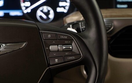 Genesis G90 I рестайлинг, 2016 год, 2 450 000 рублей, 15 фотография