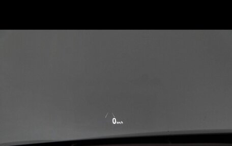 Genesis G90 I рестайлинг, 2016 год, 2 450 000 рублей, 21 фотография