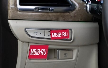 Genesis G90 I рестайлинг, 2016 год, 2 450 000 рублей, 20 фотография