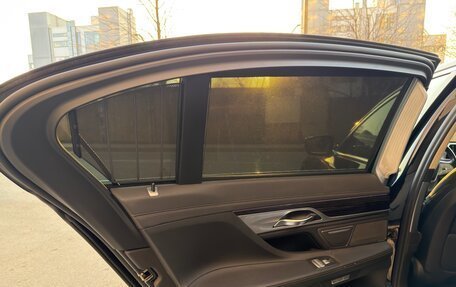 BMW 7 серия, 2017 год, 3 130 000 рублей, 14 фотография