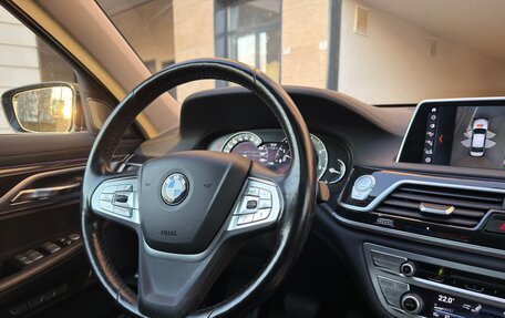 BMW 7 серия, 2017 год, 3 130 000 рублей, 20 фотография