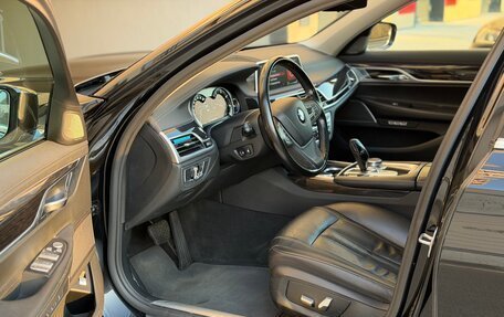 BMW 7 серия, 2017 год, 3 130 000 рублей, 11 фотография