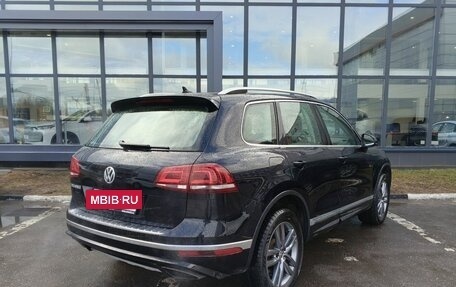 Volkswagen Touareg III, 2018 год, 3 599 000 рублей, 5 фотография