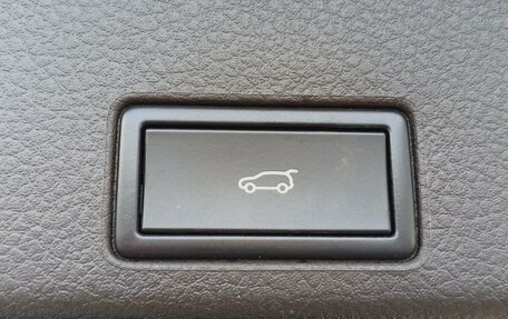 Volkswagen Touareg III, 2018 год, 3 599 000 рублей, 11 фотография