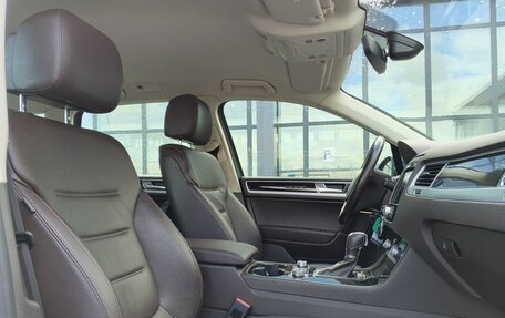 Volkswagen Touareg III, 2018 год, 3 599 000 рублей, 28 фотография