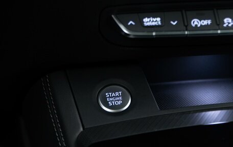 Audi Q5, 2025 год, 5 898 055 рублей, 24 фотография