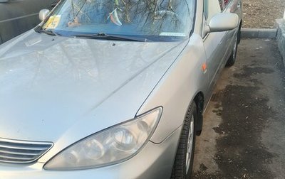 Toyota Camry V40, 2004 год, 700 000 рублей, 1 фотография